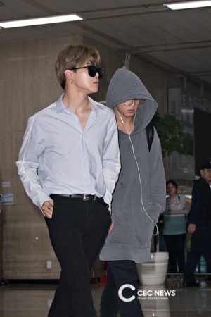 BTS Park Jimin - Airport fashion is on point.